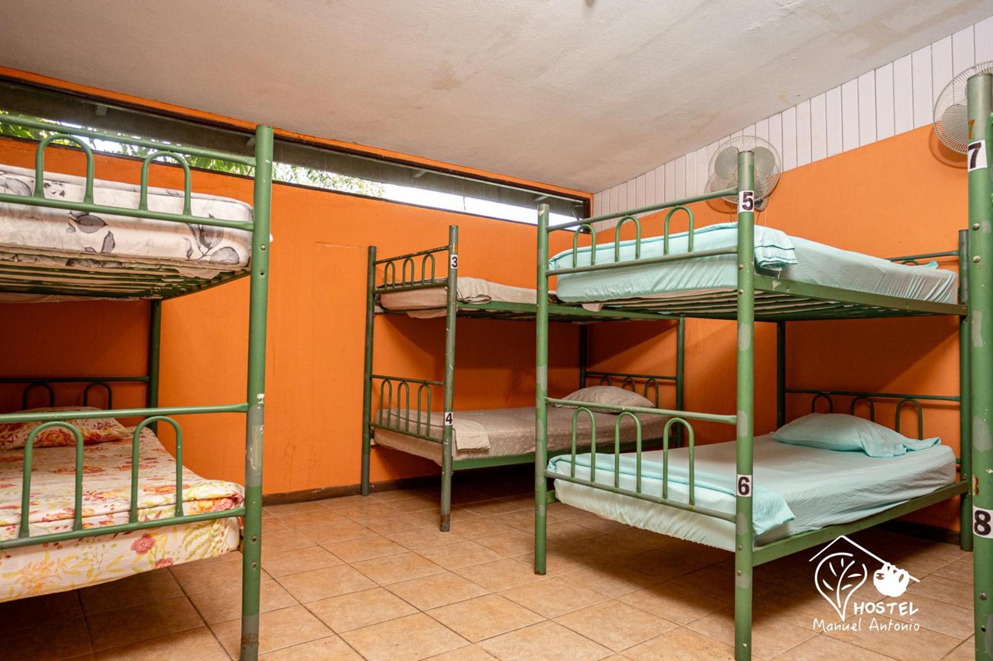 Manuel Antonio Hostel Экстерьер фото