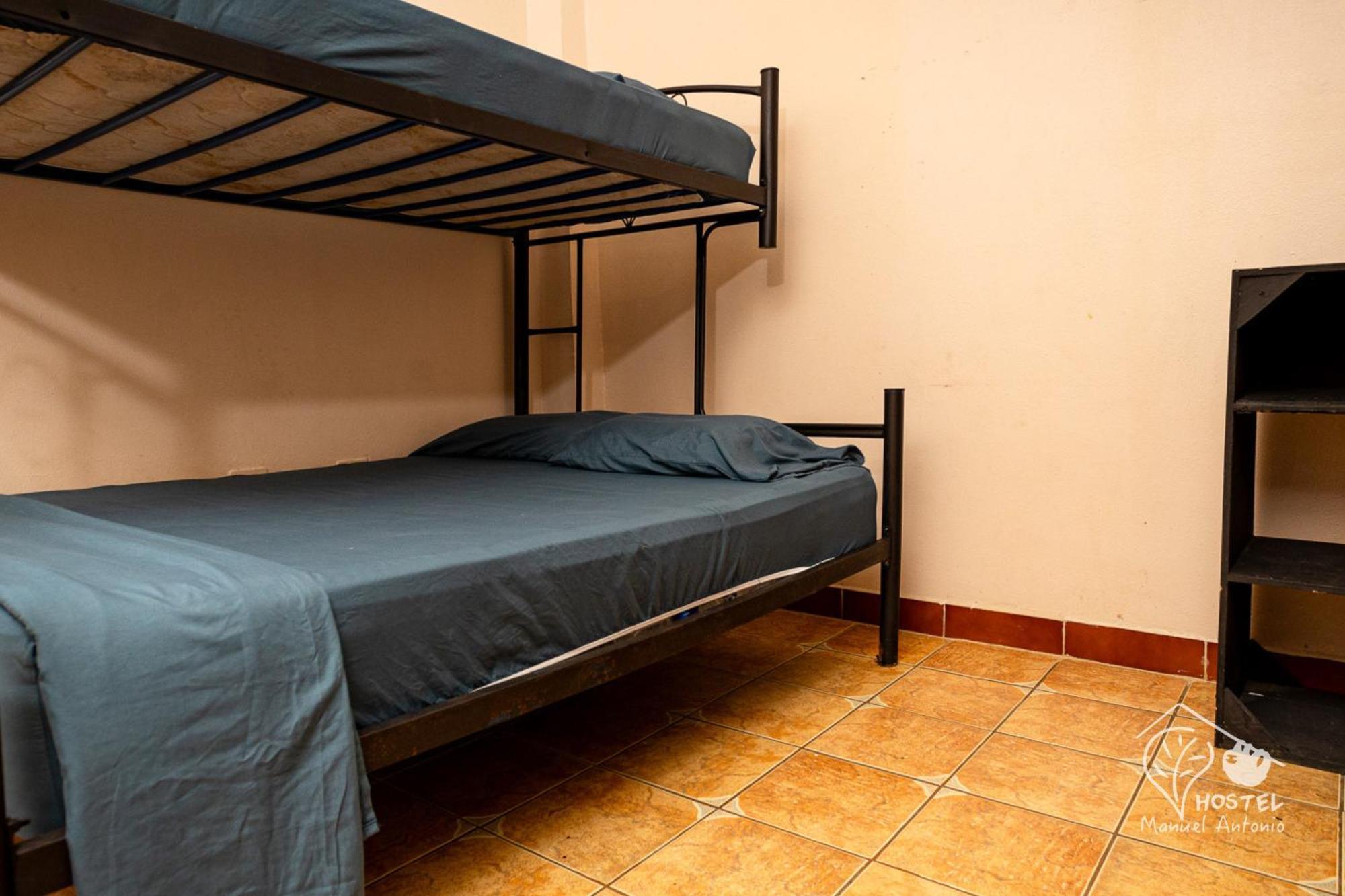 Manuel Antonio Hostel Экстерьер фото