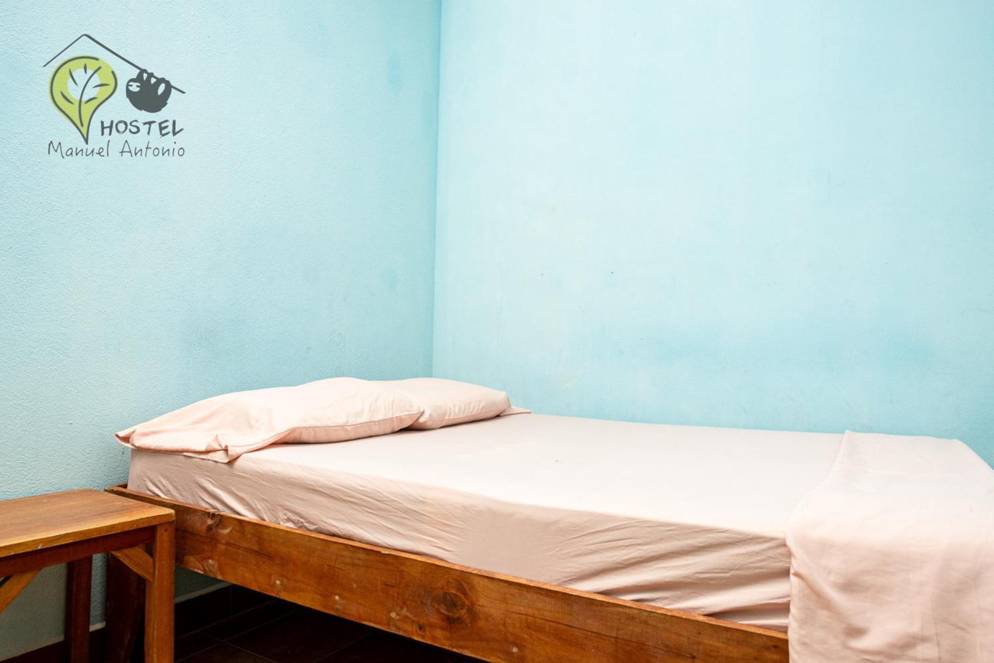 Manuel Antonio Hostel Экстерьер фото
