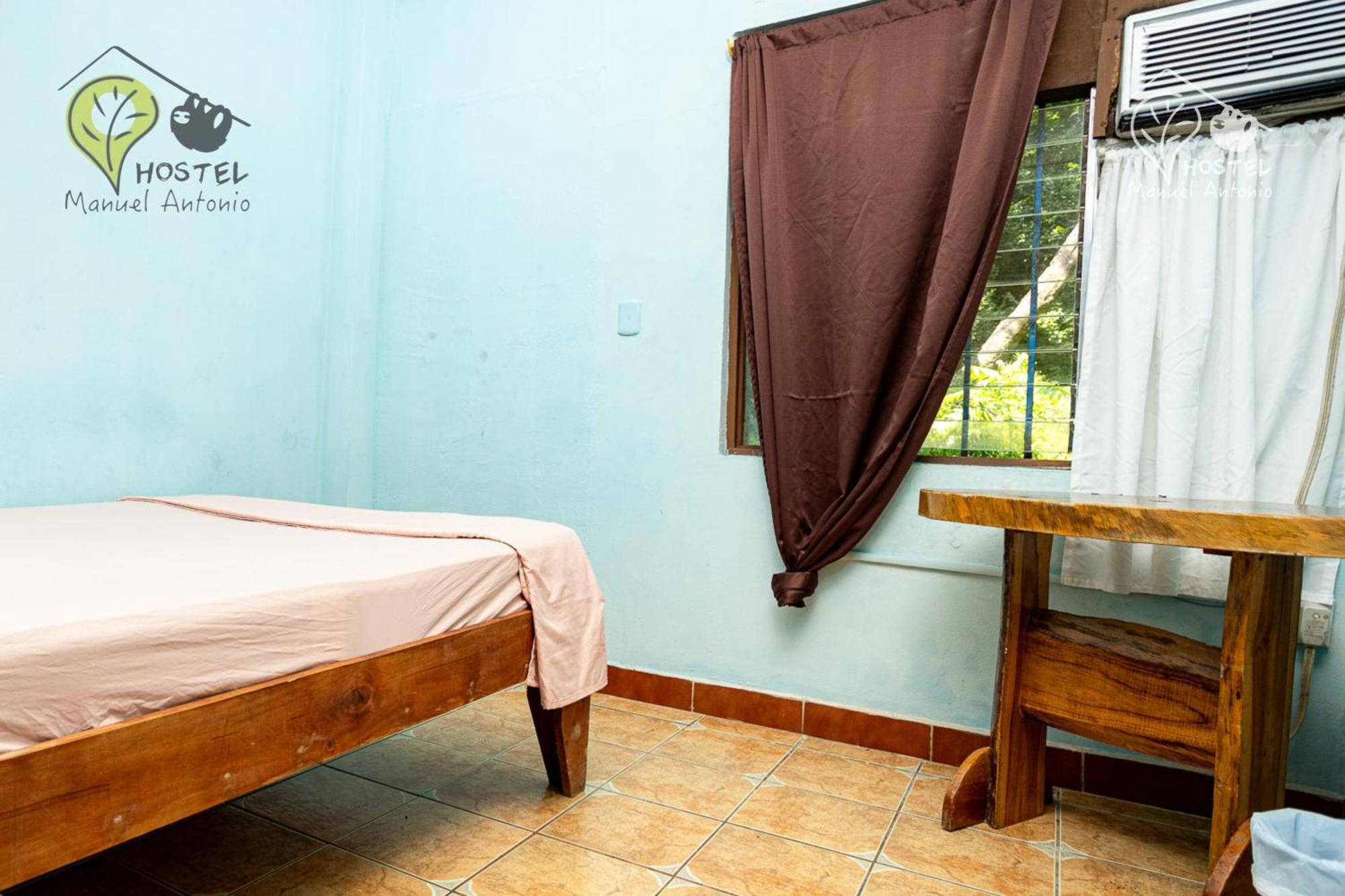 Manuel Antonio Hostel Экстерьер фото