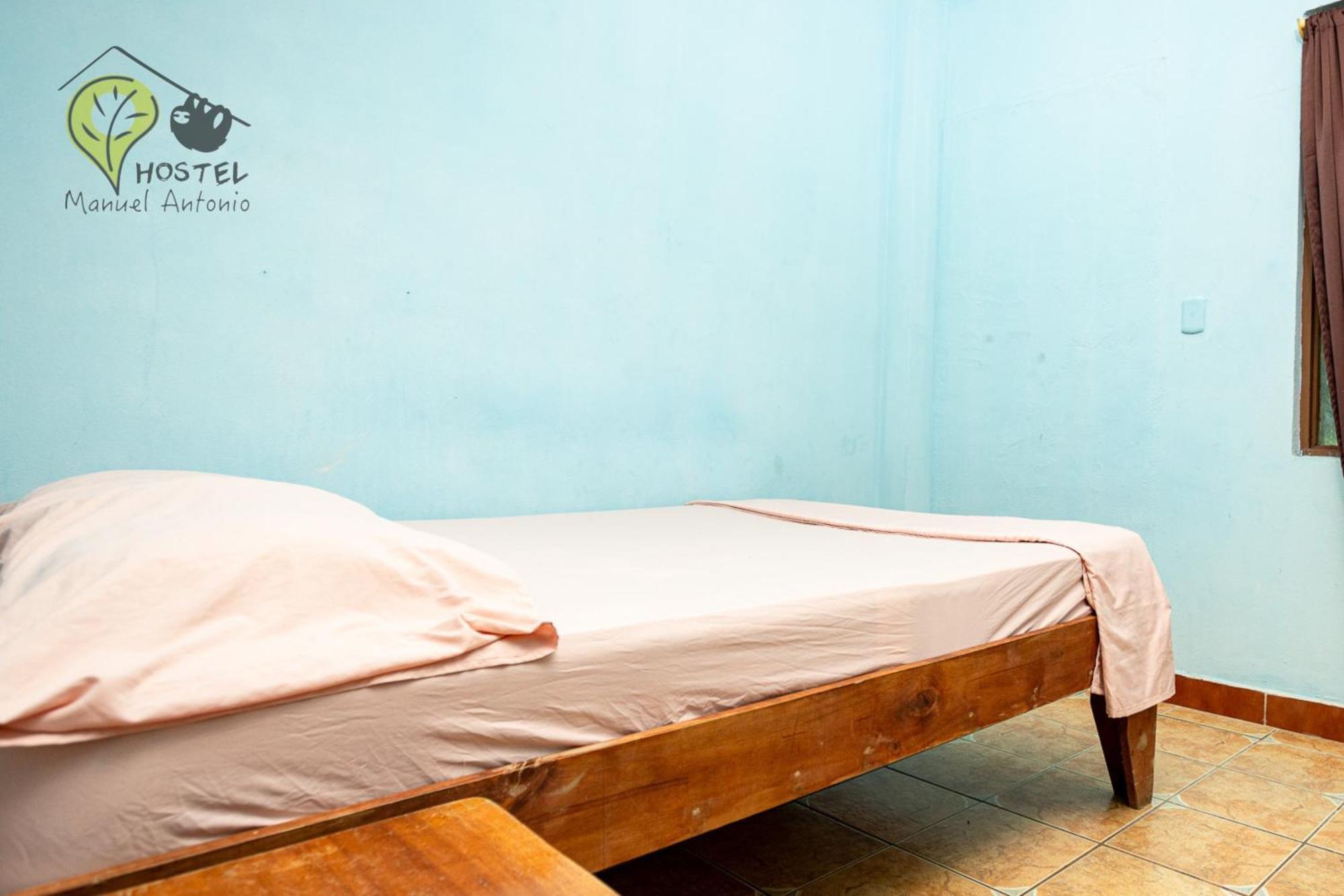 Manuel Antonio Hostel Экстерьер фото